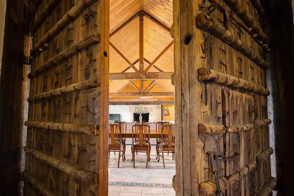 Peppers Creek Accommodation Поколбин Екстериор снимка